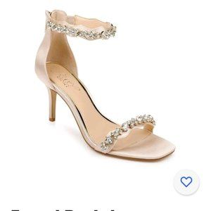 Jewel Badgley Mischka Odele sandals size 7-1/2, worn once